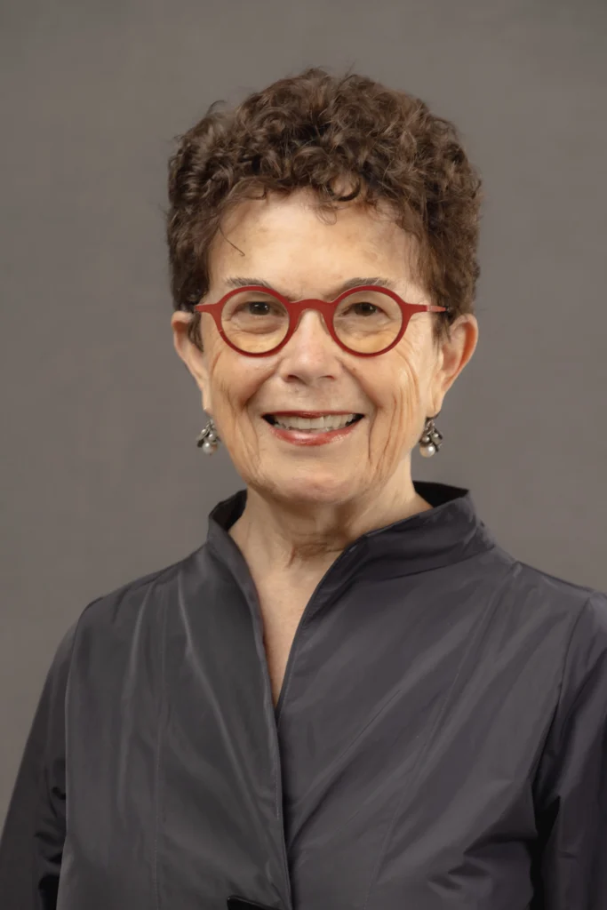 Professional corporate headshot of a woman in Portland by Artem Denisov